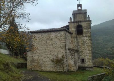 Iglesia parroquial de San Miguel. (Hereña)